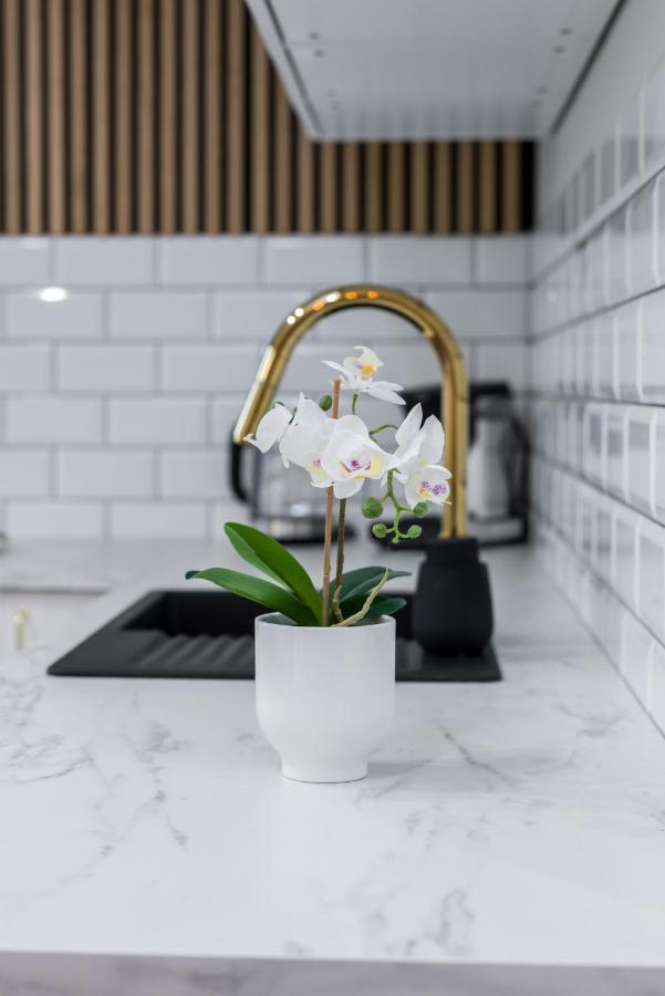 Modern Studio Apartments Poznan City Center By Noclegi Renters Extérieur photo